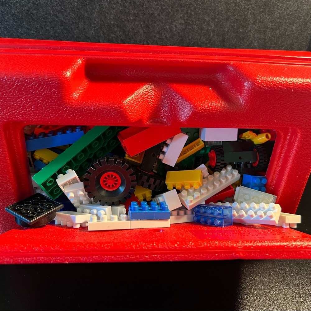 Lego Red Vintage Carry Case Storage Box Made in USA 1980s Full 2+lbs Rare Legos